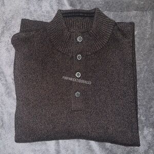 Men’s GAP half button collar sweater